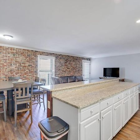 Eagle'S Nest - Spacious Loft Downtown - Near Gsu Стейтсборо Экстерьер фото